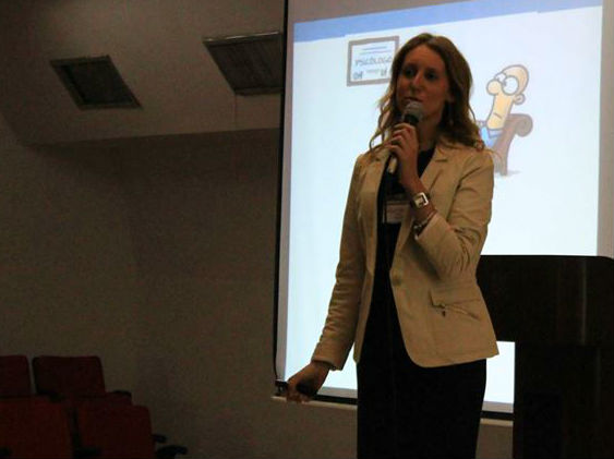 Elvira del Valle Morejón García, Psicóloga General, Sexóloga, Terapeuta de Pareja y Neuropsicóloga de la Universidad de Deusto